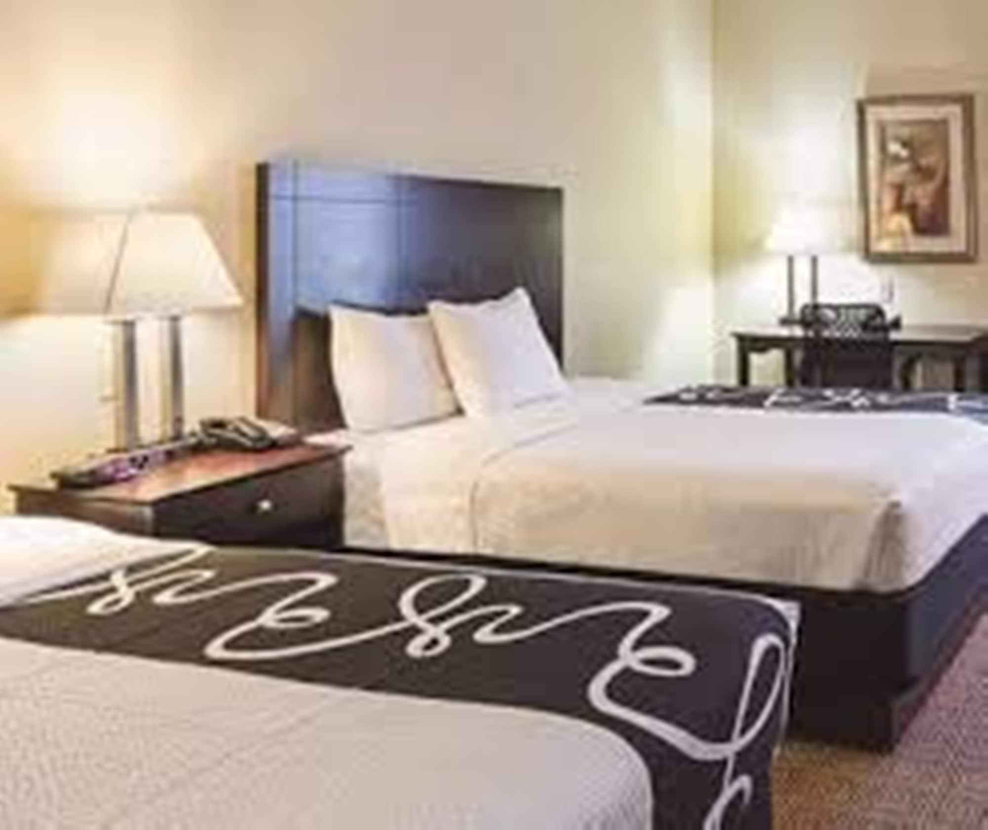 La Quinta By Wyndham Waxahachie Hotell Exteriör bild