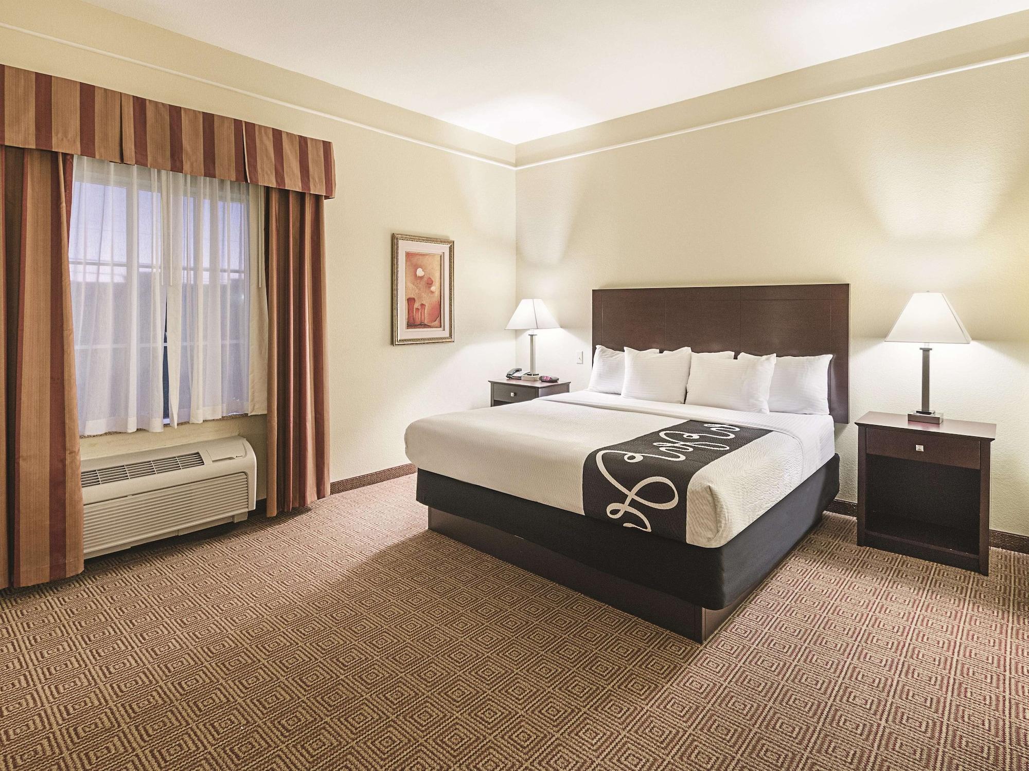 La Quinta By Wyndham Waxahachie Hotell Exteriör bild