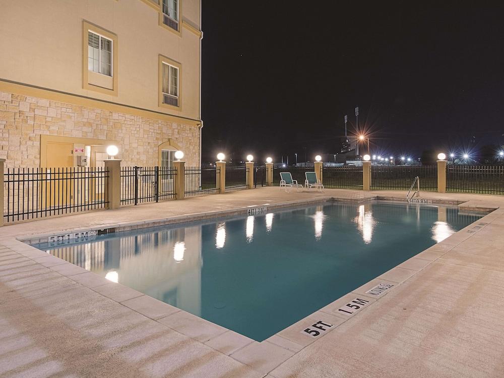 La Quinta By Wyndham Waxahachie Hotell Exteriör bild