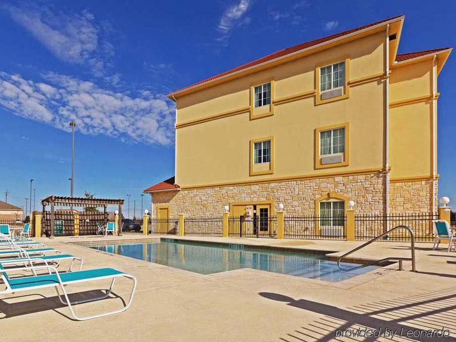 La Quinta By Wyndham Waxahachie Hotell Exteriör bild