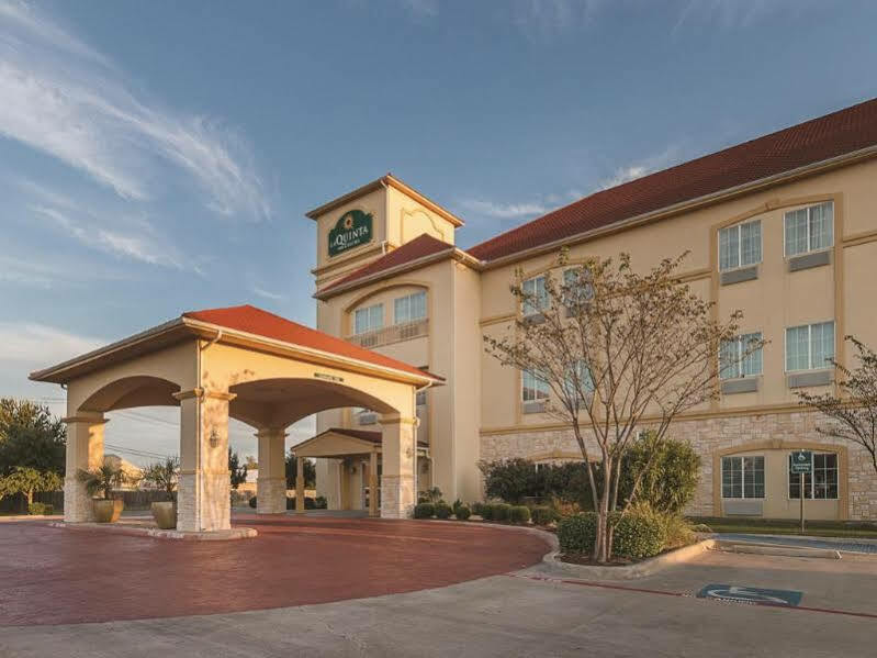 La Quinta By Wyndham Waxahachie Hotell Exteriör bild